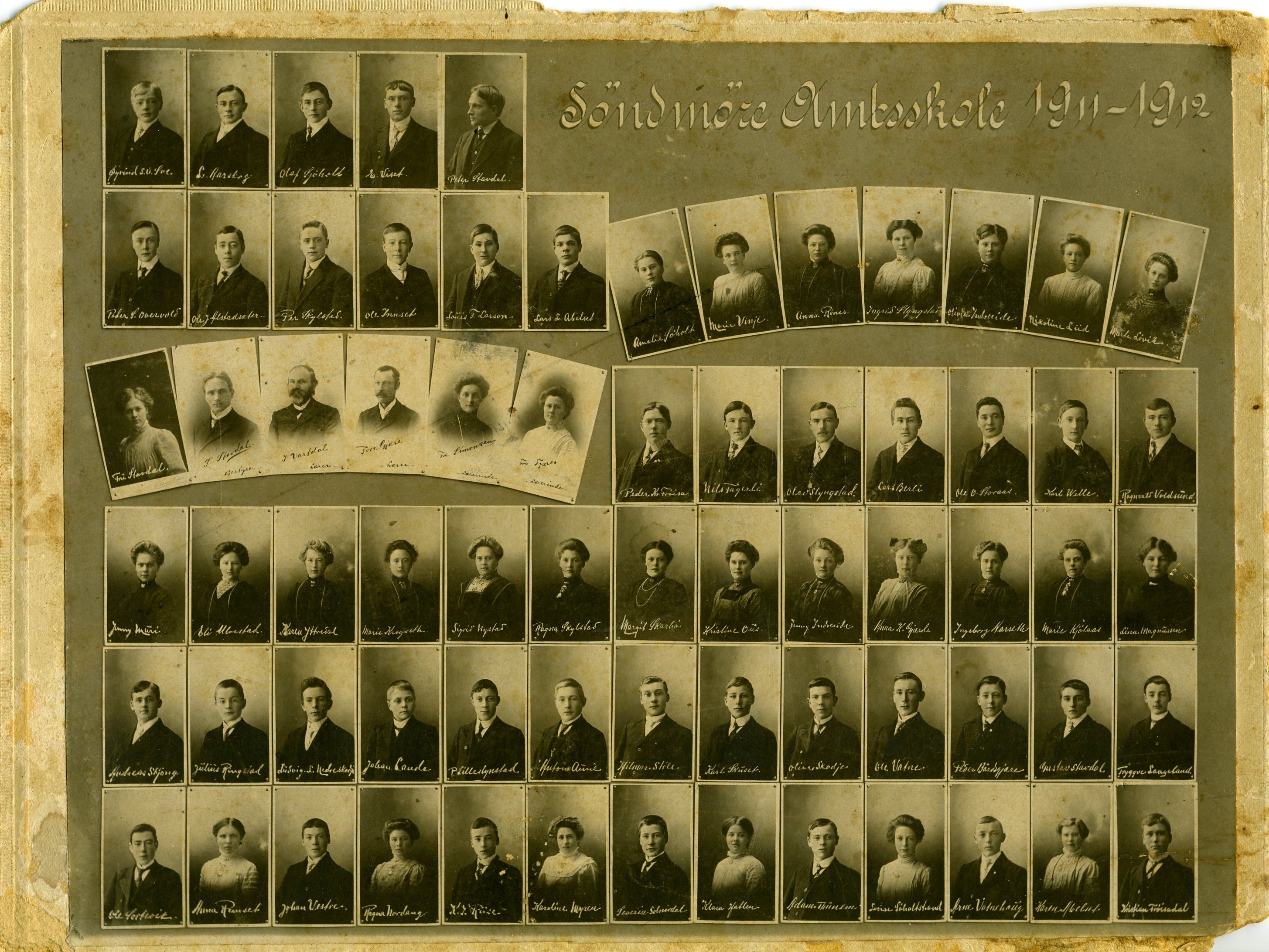 Søndmøre Amtsskole class photo 1911–1912 — Karen is second from right in the bottom row
